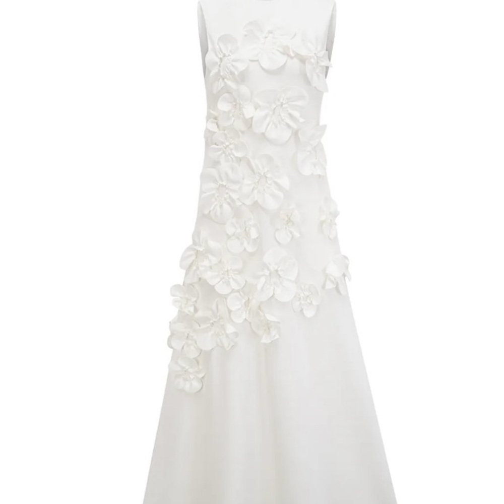 Elegant White Floral Maxi Dress